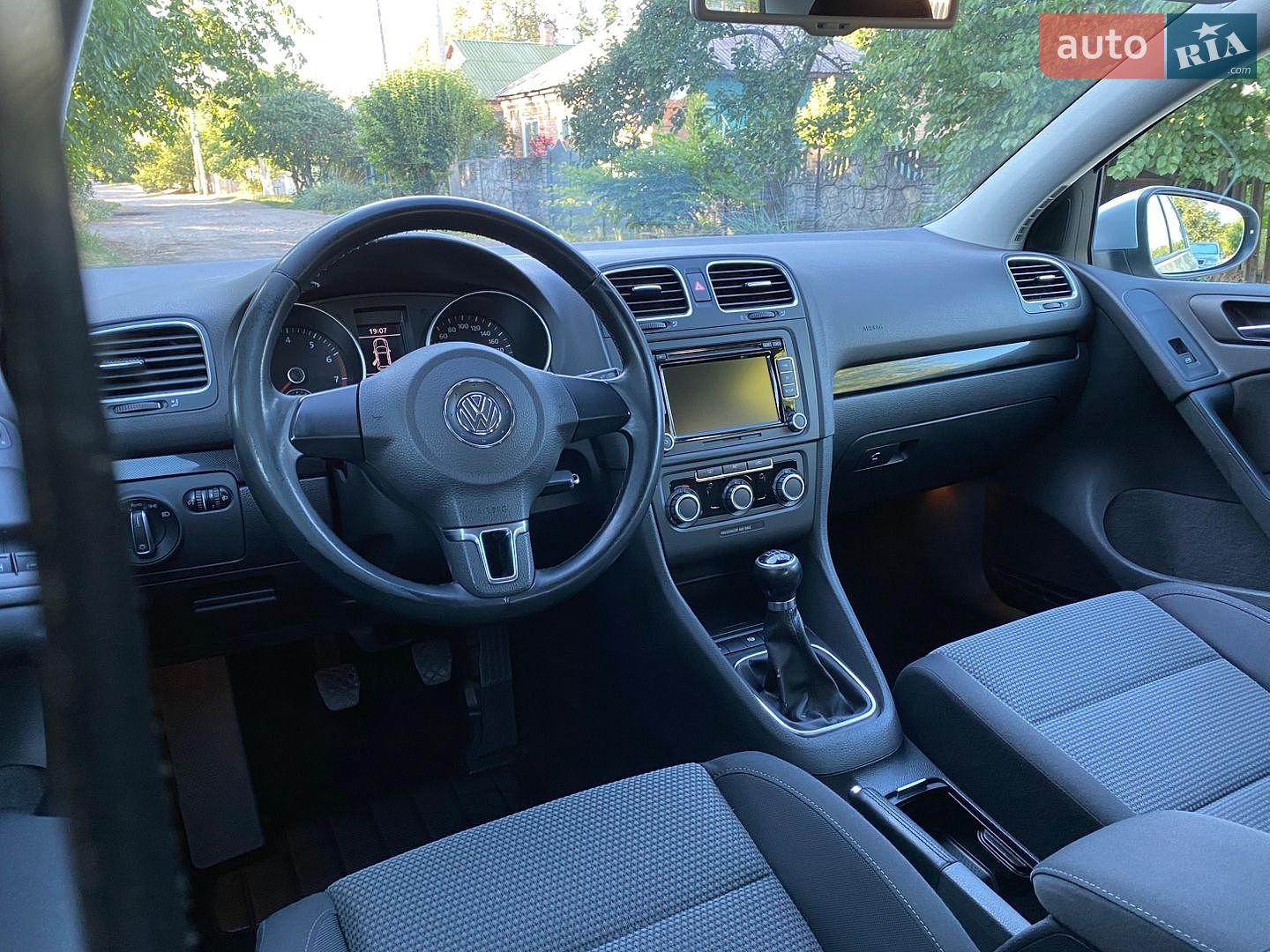 Volkswagen Golf 2010 VIN WVWZZZ1KZAW359162 фото оголошення 27 з 39
