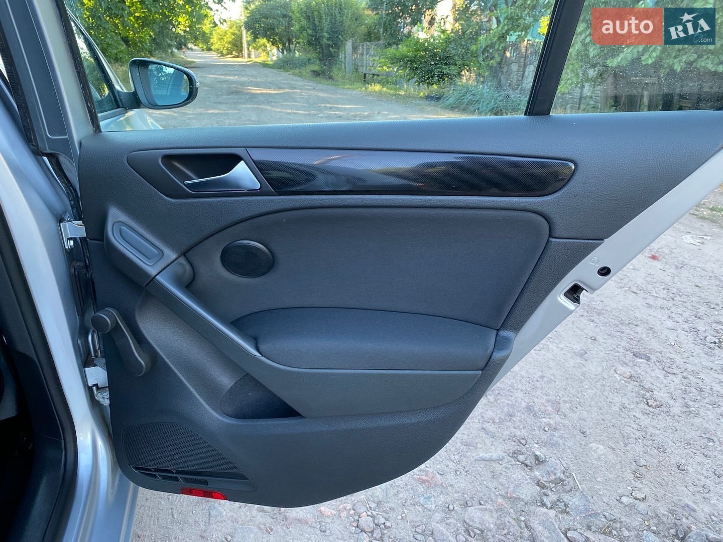 Volkswagen Golf 2010 VIN WVWZZZ1KZAW359162 фото оголошення 34 з 39