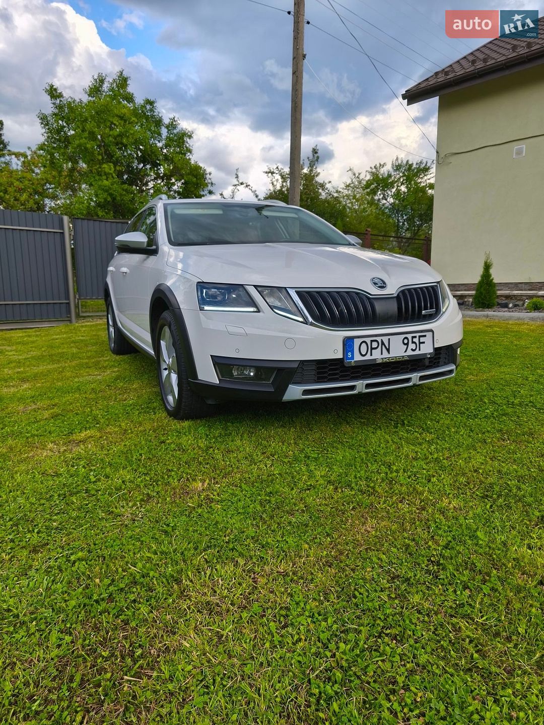 Skoda Octavia Scout 2019 VIN TMBLJ9NE3K0189510 фото оголошення 2 з 93