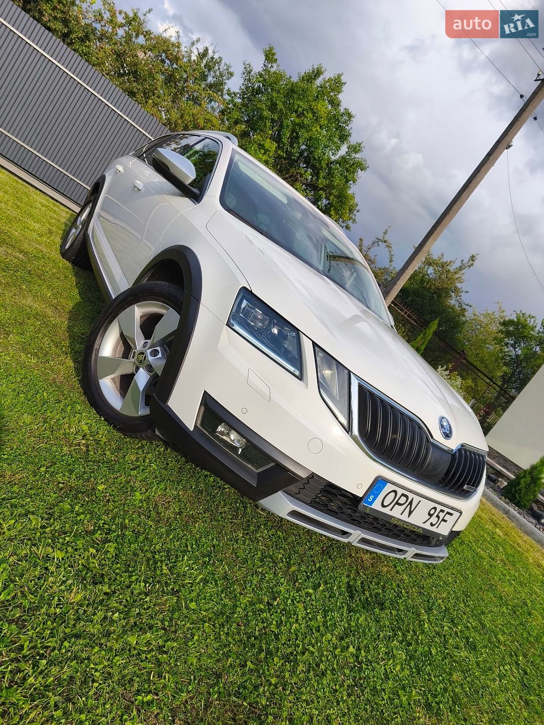 Skoda Octavia Scout 2019 VIN TMBLJ9NE3K0189510 фото оголошення 11 з 93
