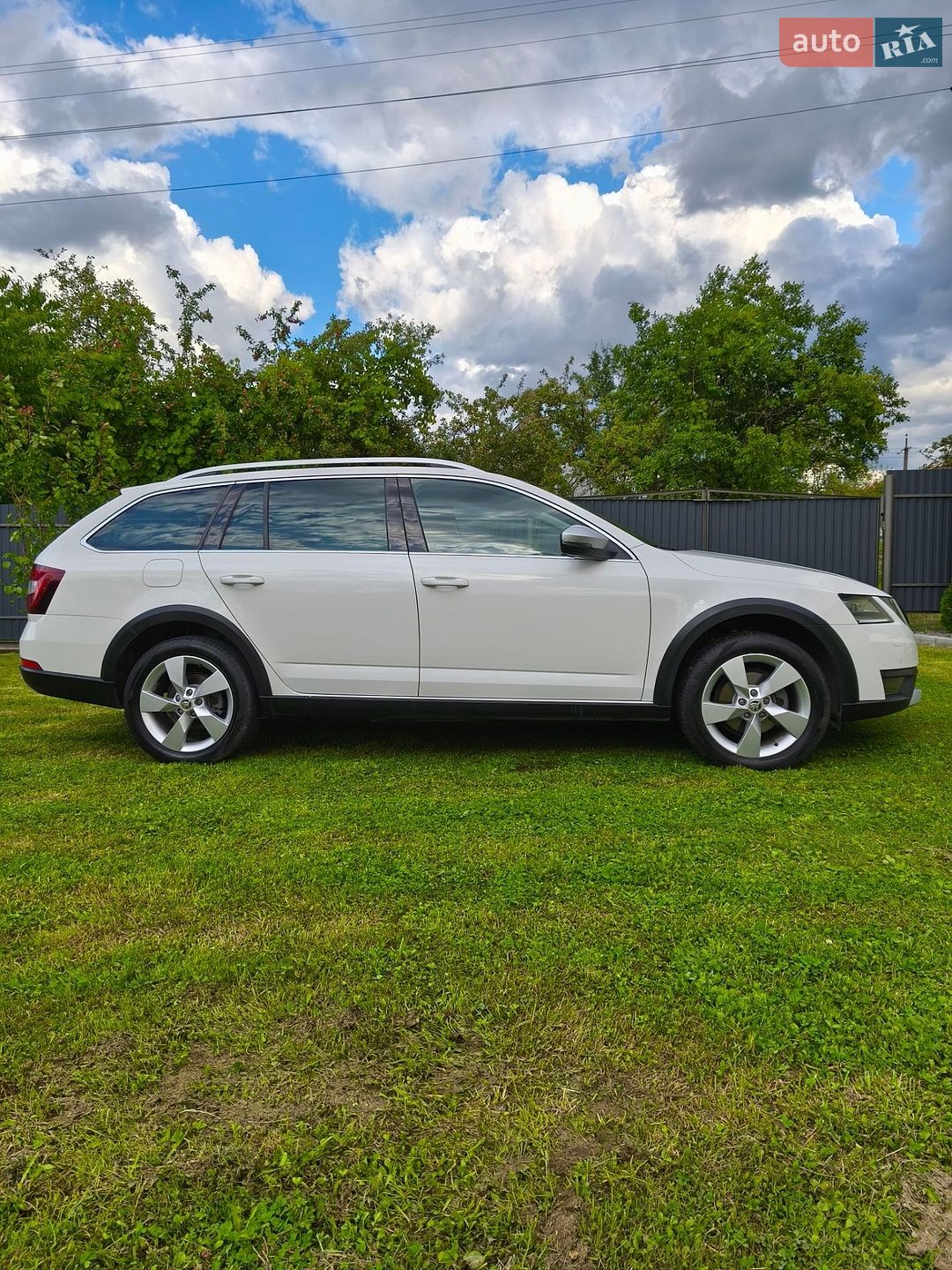 Skoda Octavia Scout 2019 VIN TMBLJ9NE3K0189510 фото оголошення 15 з 93