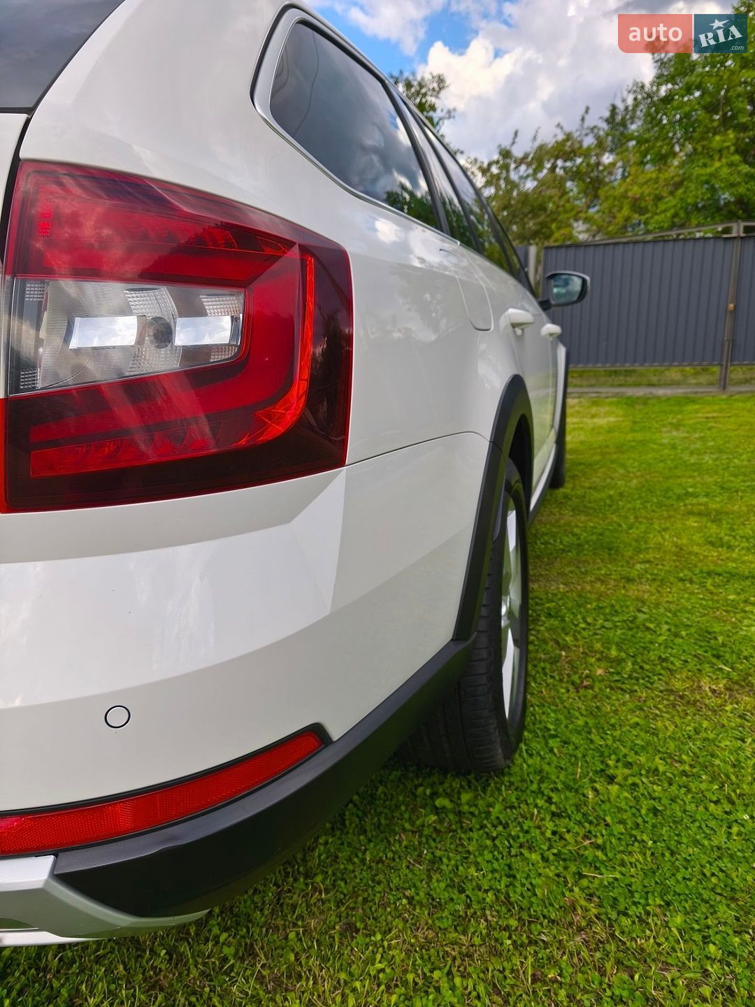 Skoda Octavia Scout 2019 VIN TMBLJ9NE3K0189510 фото оголошення 24 з 93