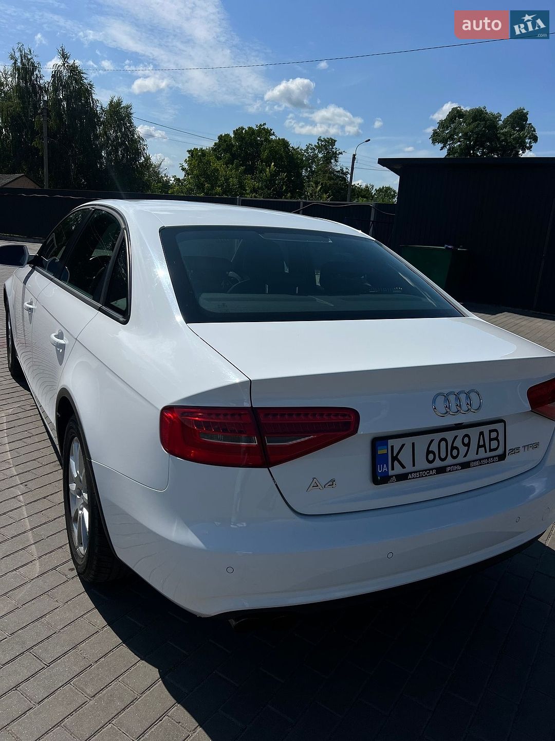 Audi A4 2014 VIN WAUACCFL3FN000209 фото оголошення 15 з 50