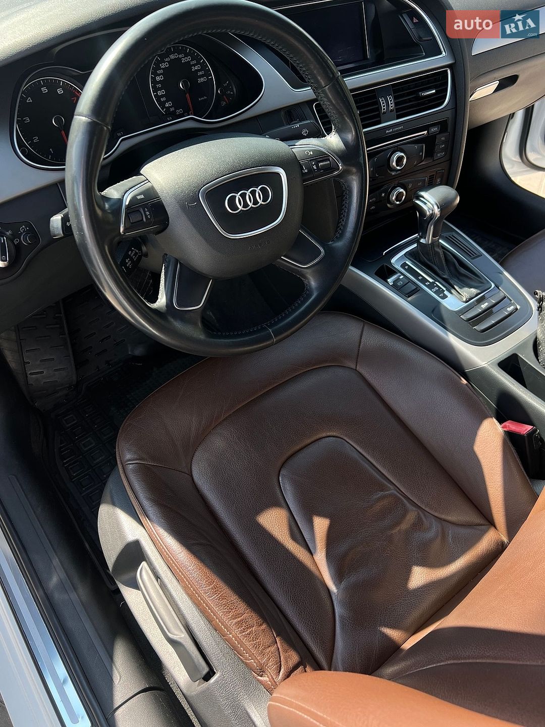 Audi A4 2014 VIN WAUACCFL3FN000209 фото оголошення 26 з 50
