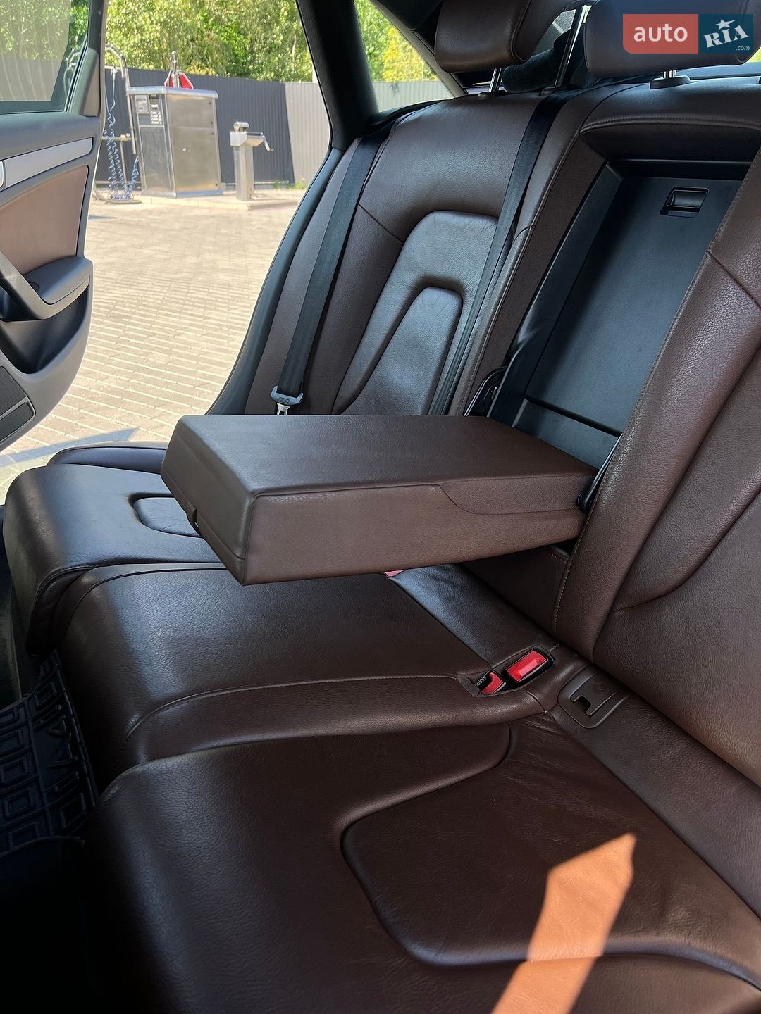 Audi A4 2014 VIN WAUACCFL3FN000209 фото оголошення 32 з 50