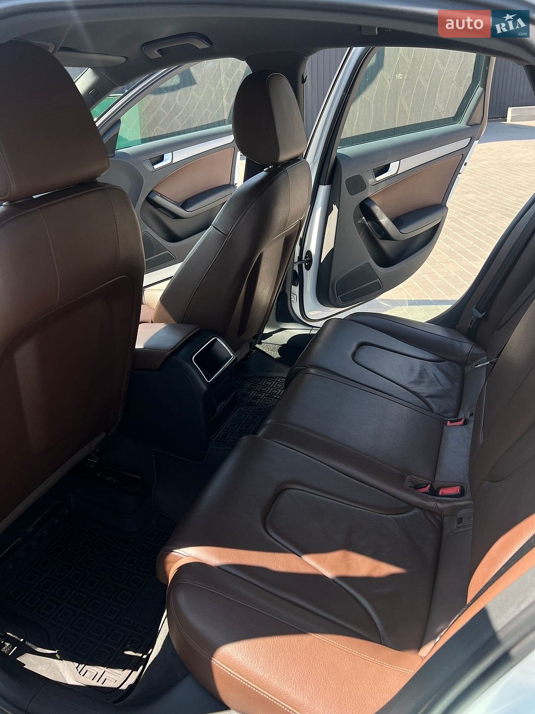 Audi A4 2014 VIN WAUACCFL3FN000209 фото оголошення 33 з 50