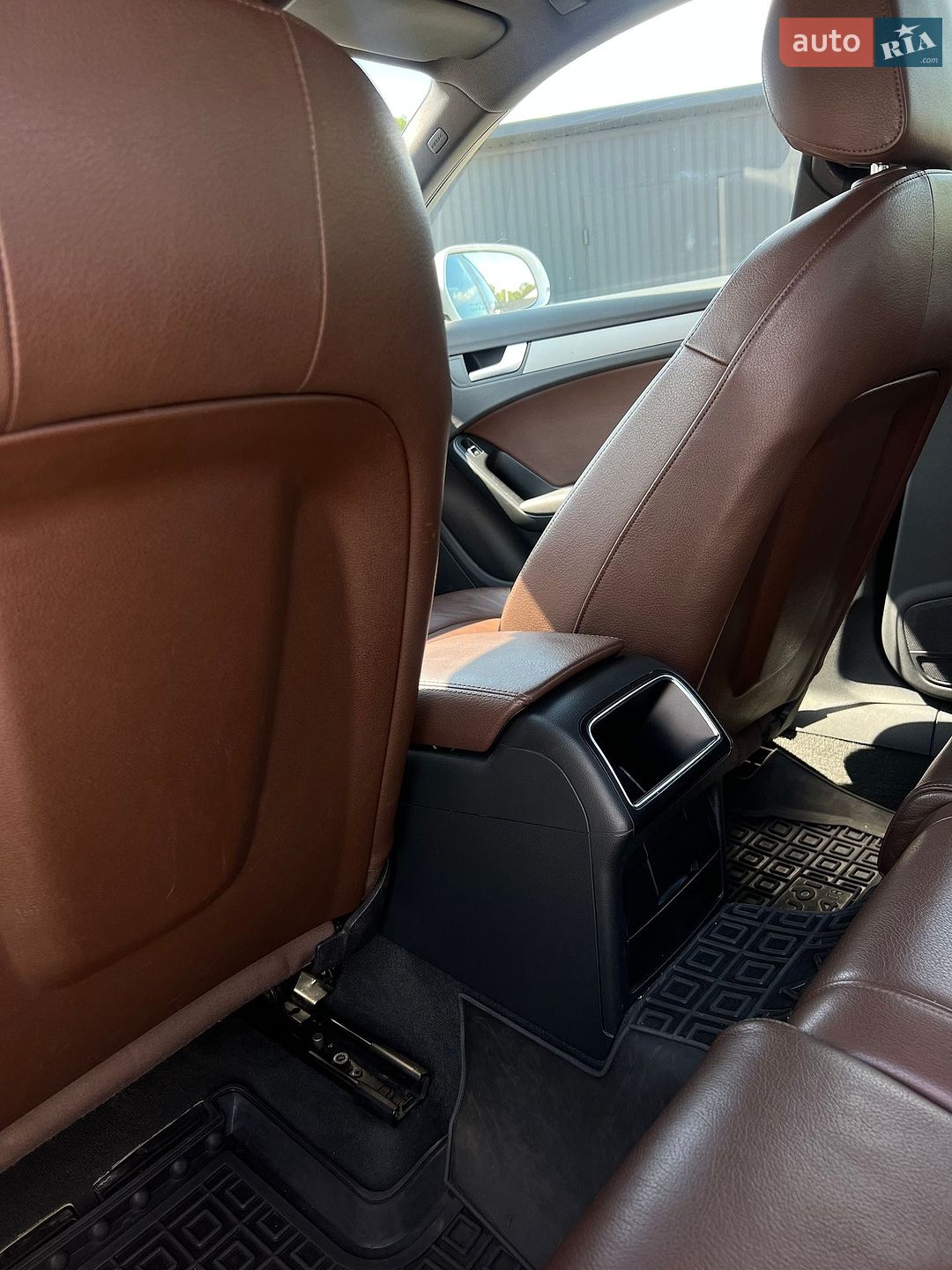 Audi A4 2014 VIN WAUACCFL3FN000209 фото оголошення 42 з 50