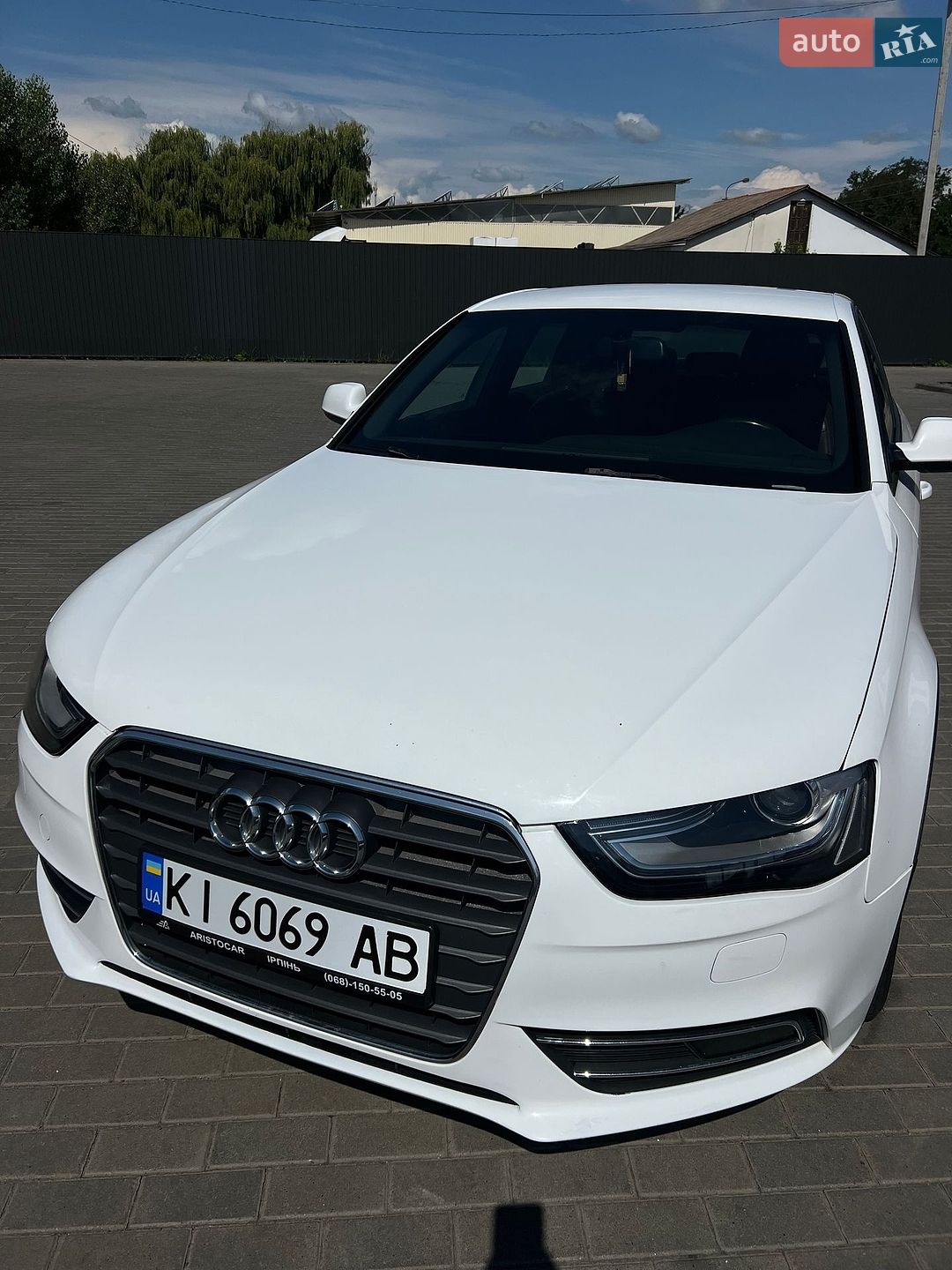 Audi A4 2014 VIN WAUACCFL3FN000209 фото оголошення 10 з 50