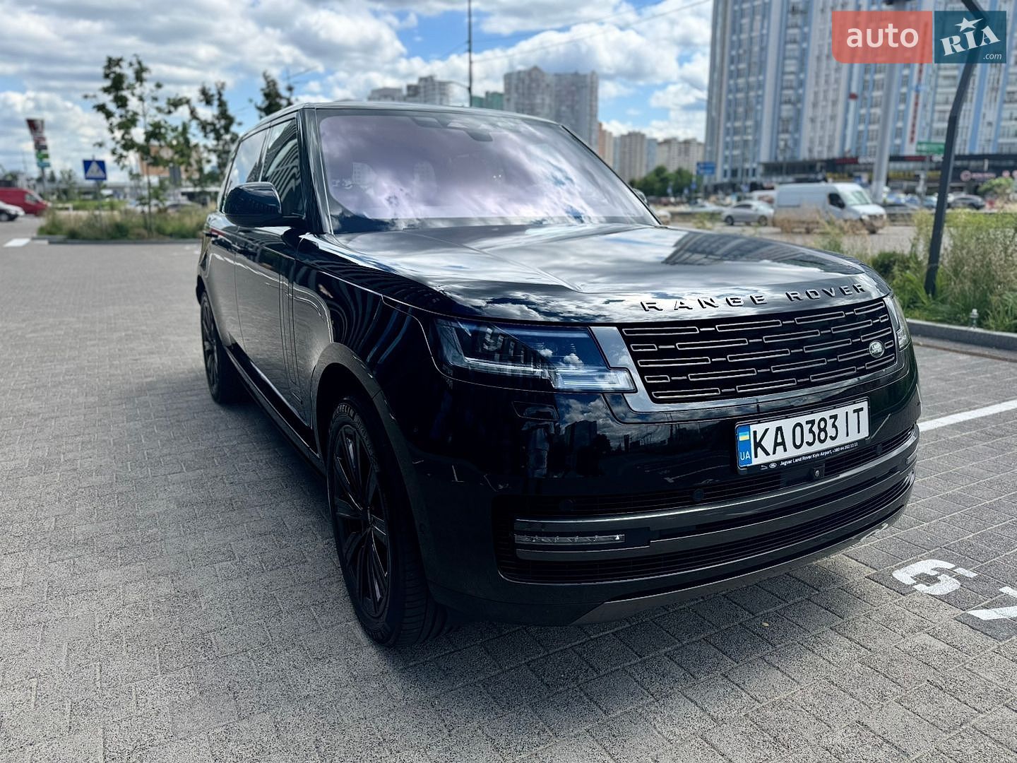 Land Rover Range Rover 2023 VIN SALKABB70PA057100 фото оголошення 4 з 65