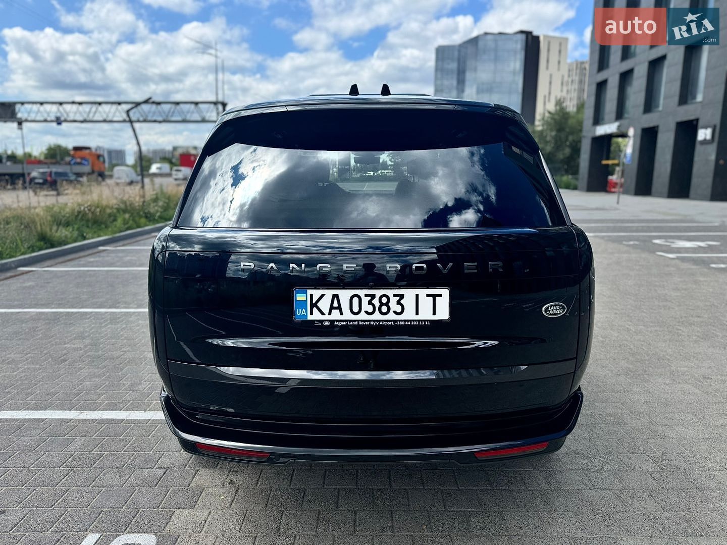 Land Rover Range Rover 2023 VIN SALKABB70PA057100 фото оголошення 5 з 65