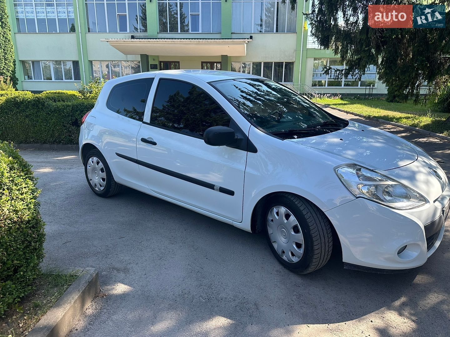 Renault Clio 2011 VIN VF1CR2V0H46157211 фото оголошення 5 з 30