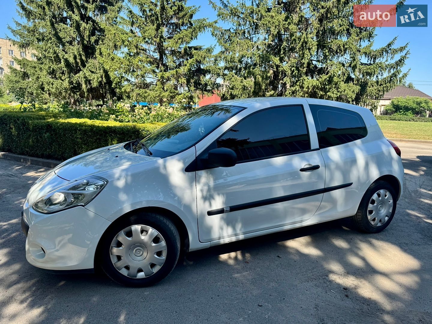 Renault Clio 2011 VIN VF1CR2V0H46157211 фото оголошення 18 з 30