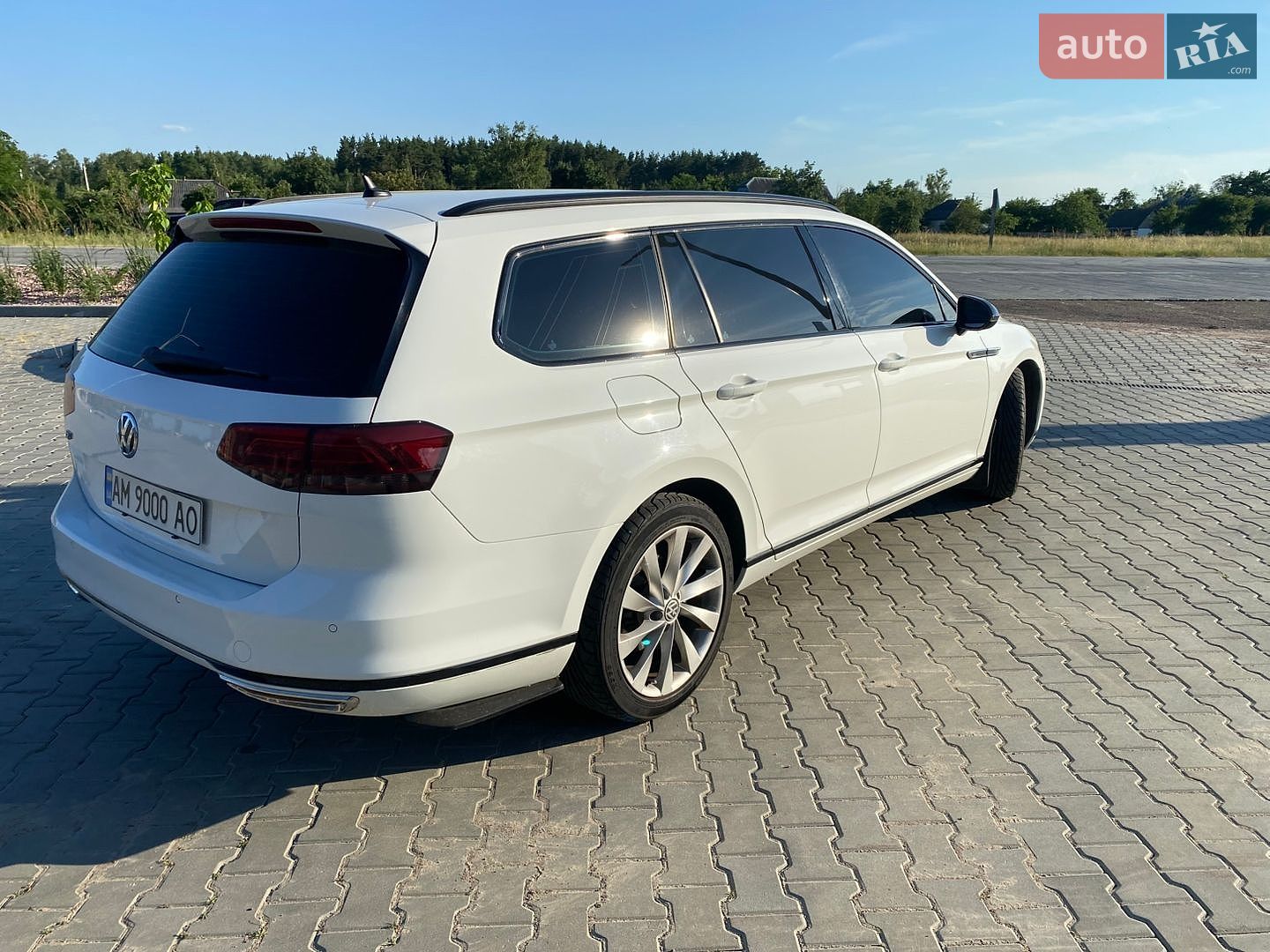 Volkswagen Passat 2015 VIN WVWZZZ3CZFE404243 фото оголошення 10 з 46