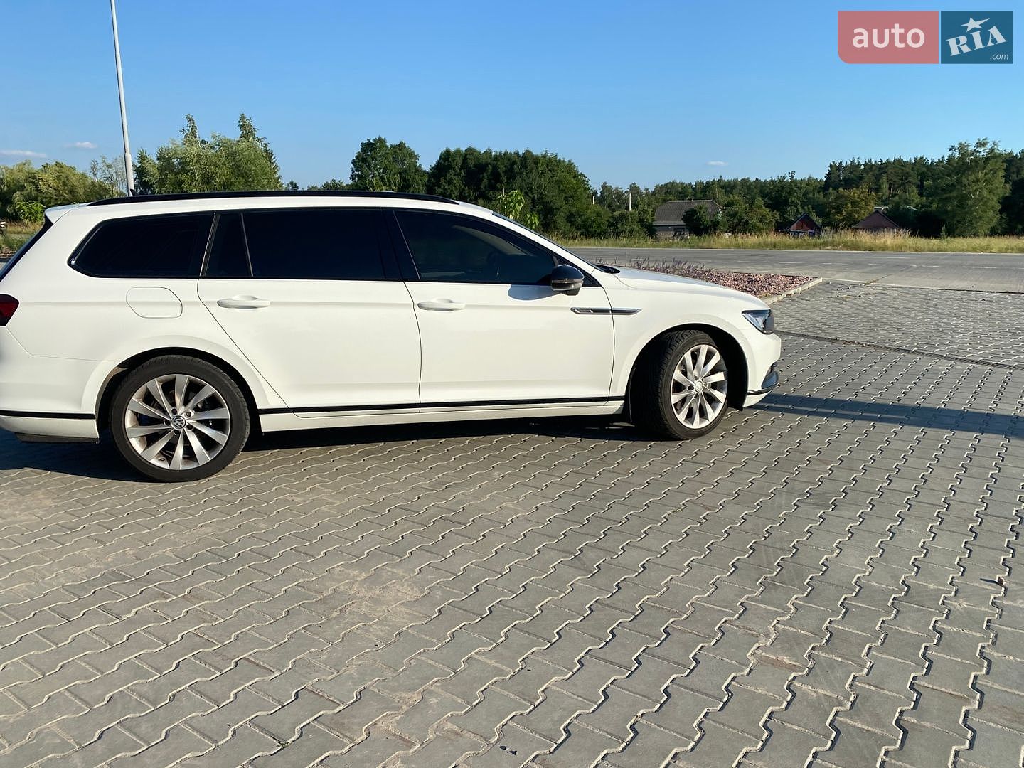Volkswagen Passat 2015 VIN WVWZZZ3CZFE404243 фото оголошення 13 з 46