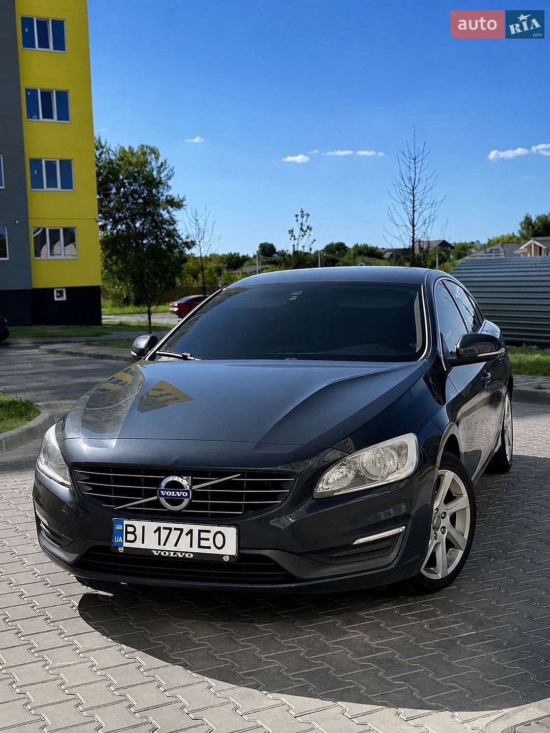 Volvo S60 2014 VIN YV1FS848BE2304306 фото оголошення 2 з 10