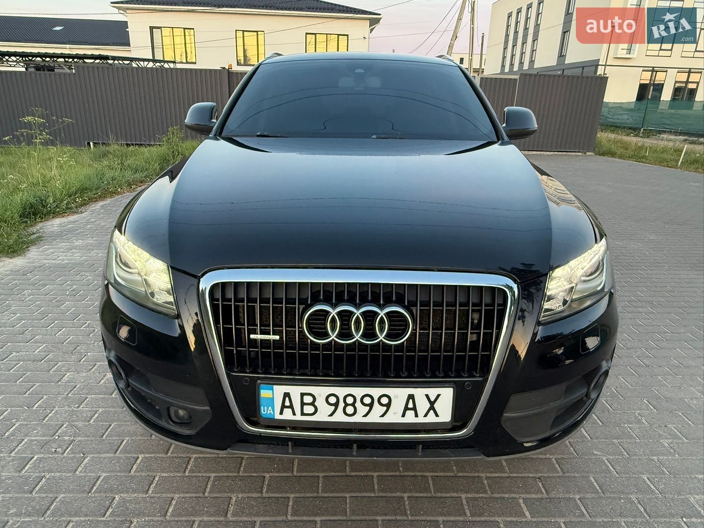 Audi Q5 2009 VIN WAUZZZ8R69A028099 фото оголошення 2 з 21