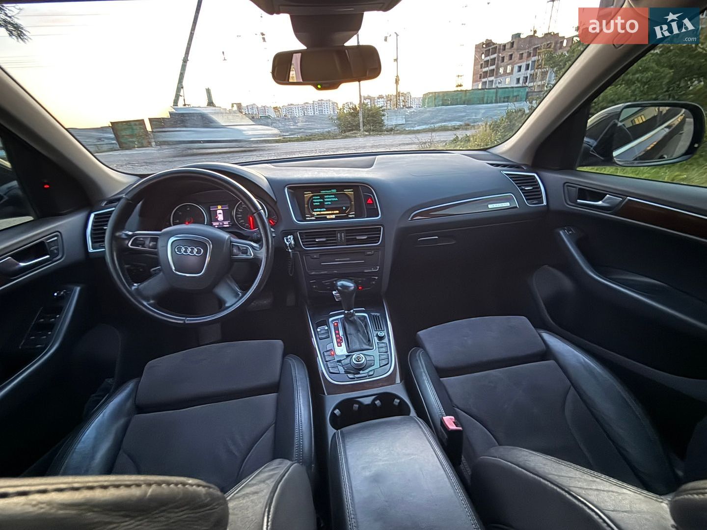 Audi Q5 2009 VIN WAUZZZ8R69A028099 фото оголошення 10 з 21