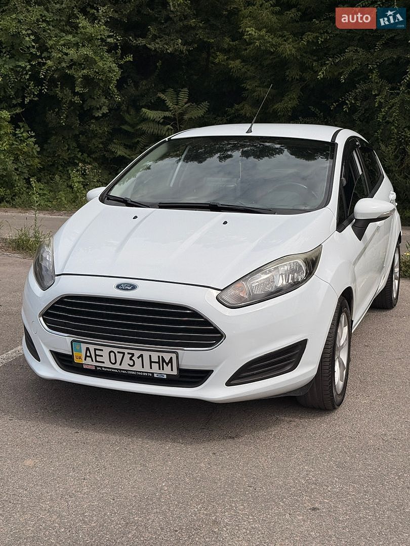 Ford Fiesta 2013 VIN WF0DXXGAKDDG32418 фото оголошення 13 з 16
