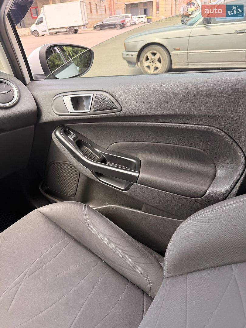 Ford Fiesta 2013 VIN WF0DXXGAKDDG32418 фото оголошення 16 з 16