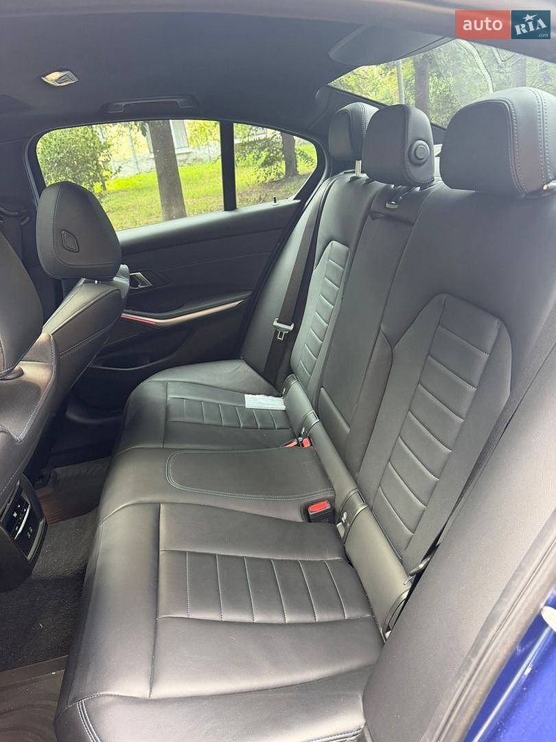 BMW 3 Series 2023 VIN 3MW49FF00R8D93645 фото оголошення 25 з 30