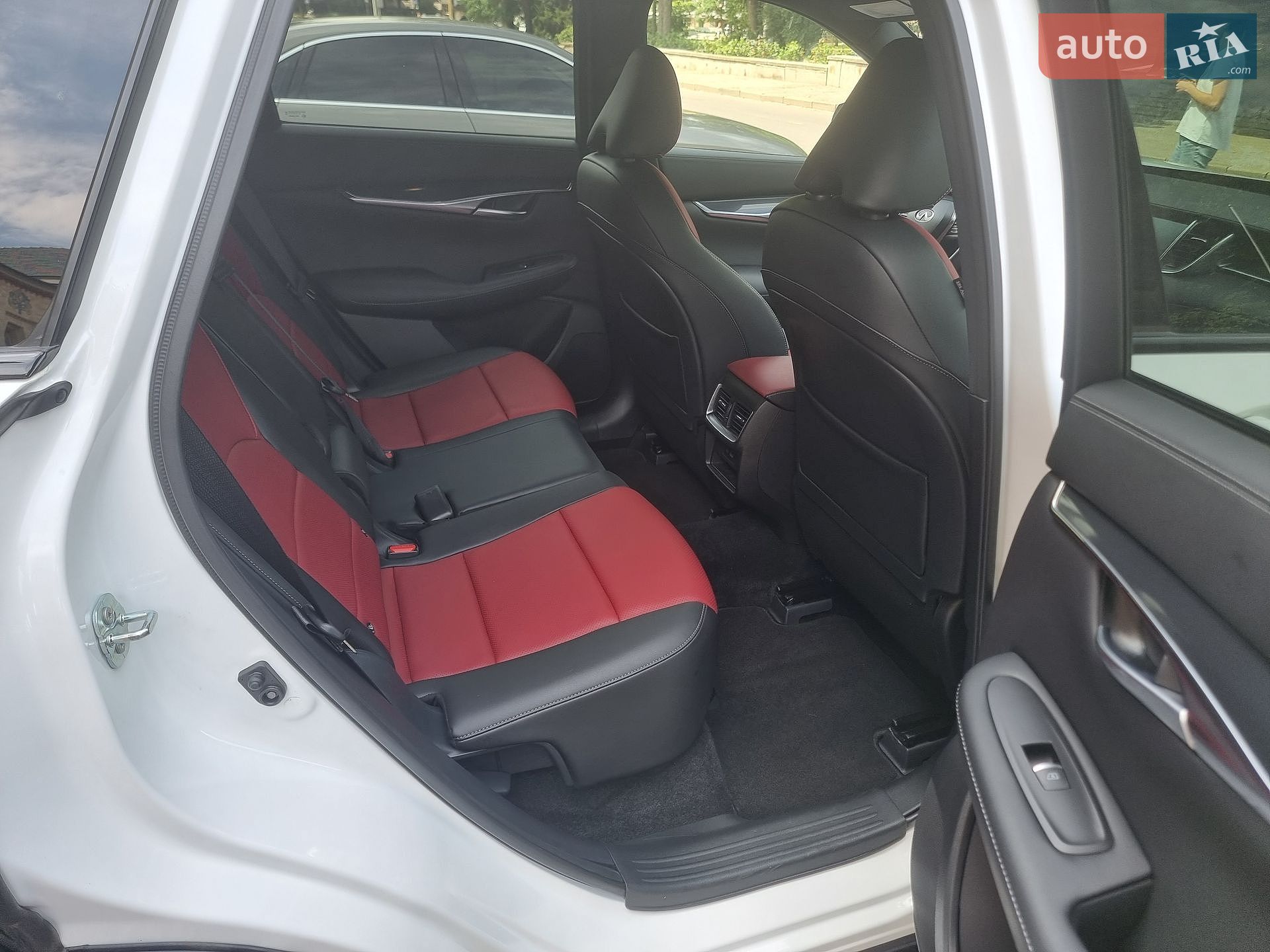 Infiniti QX50 2025 VIN 3PCAJ5FB9SF109116 фото оголошення 13 з 15