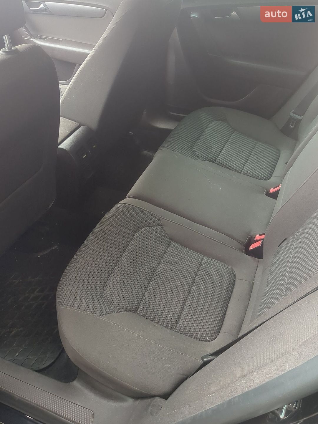 Volkswagen Passat 2012 VIN WVWZZZ3CZCE165505 фото оголошення 5 з 8