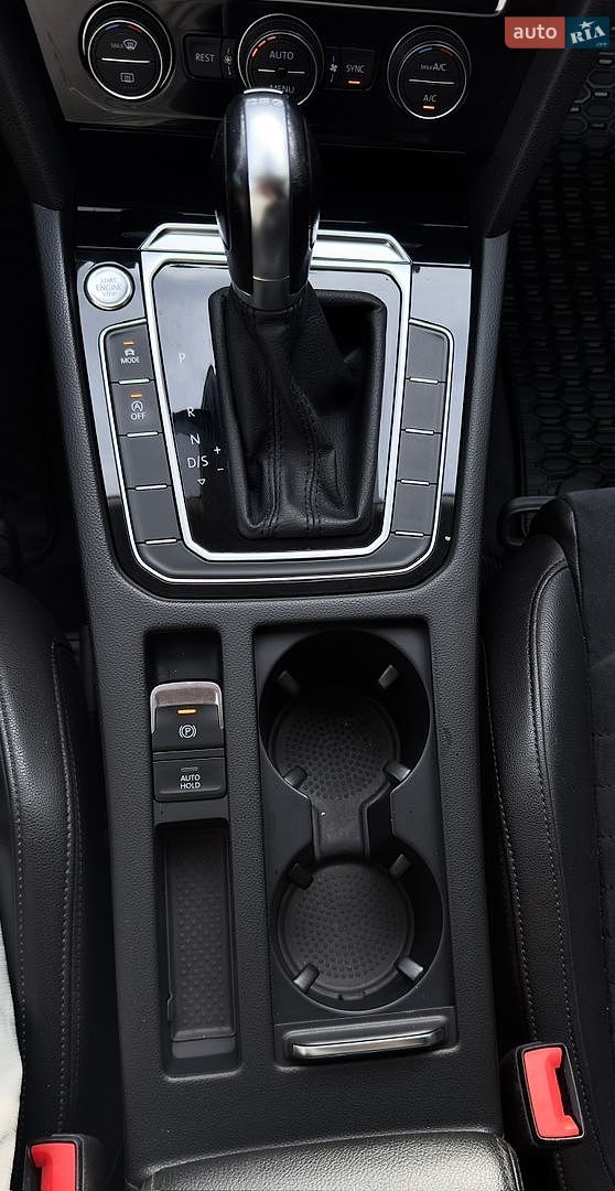 Volkswagen Passat 2019 VIN WVWZZZ3CZKE072742 фото оголошення 32 з 72