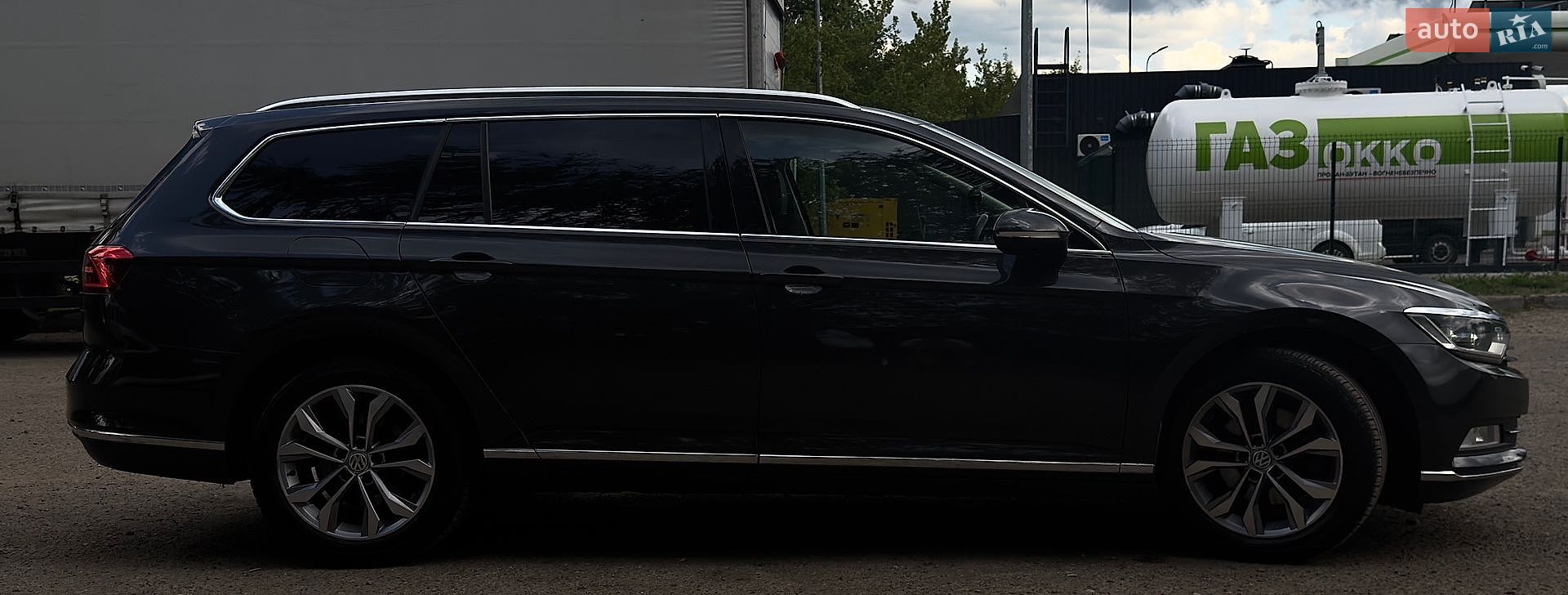 Volkswagen Passat 2019 VIN WVWZZZ3CZKE072742 фото оголошення 9 з 72