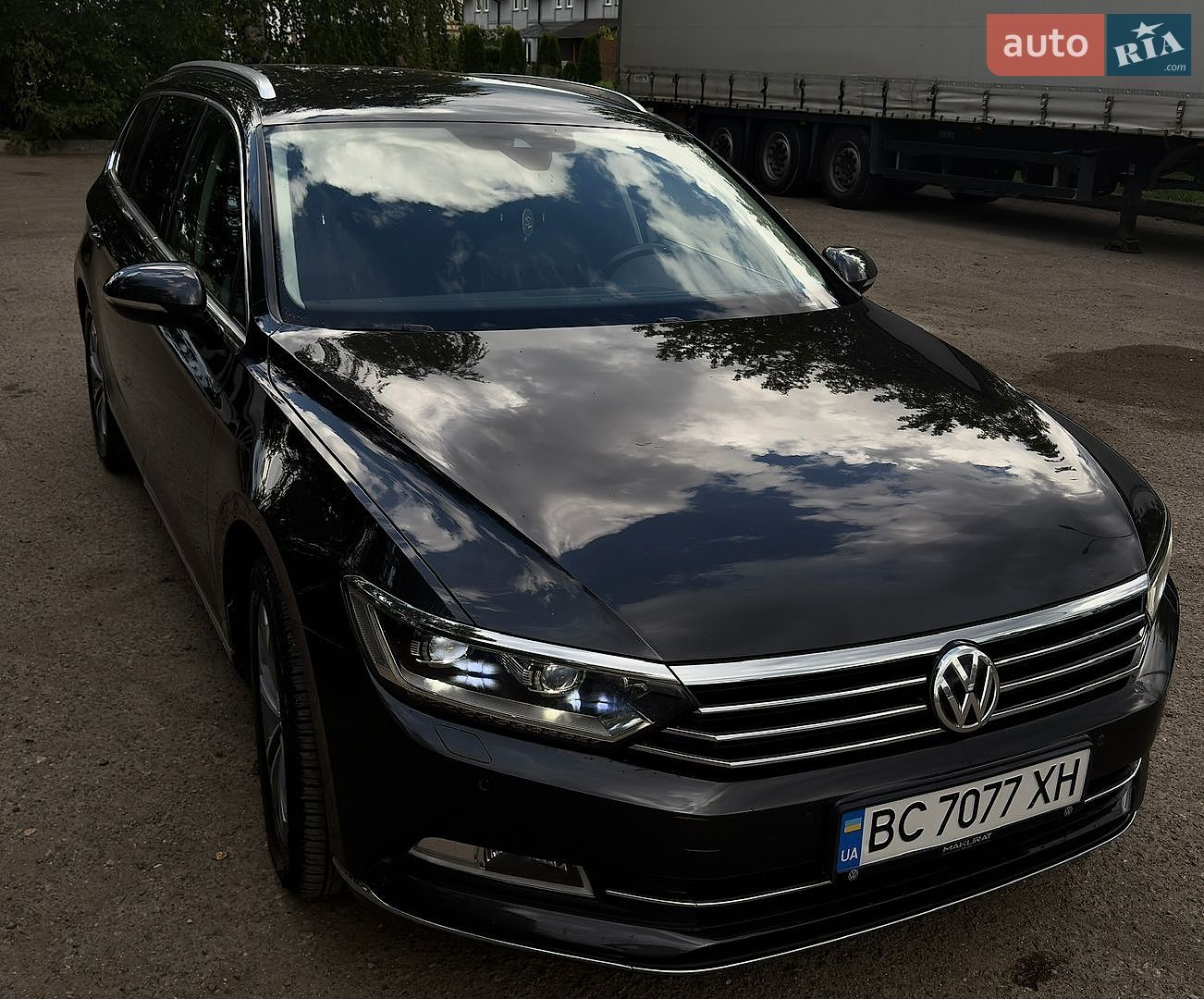 Volkswagen Passat 2019 VIN WVWZZZ3CZKE072742 фото оголошення 5 з 72