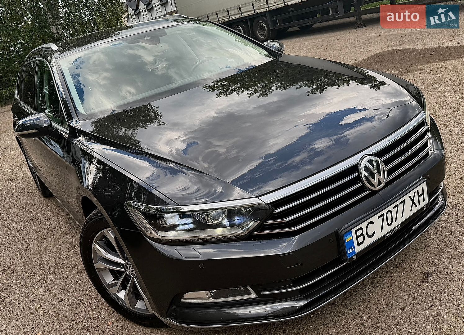 Volkswagen Passat 2019 VIN WVWZZZ3CZKE072742 фото оголошення 6 з 72