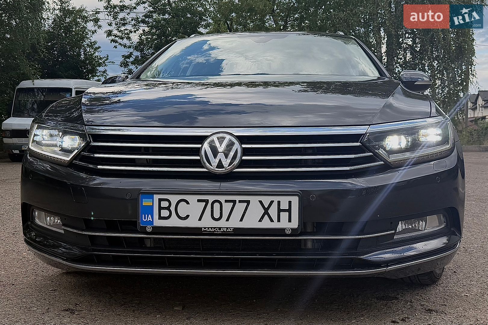 Volkswagen Passat 2019 VIN WVWZZZ3CZKE072742 фото оголошення 2 з 72