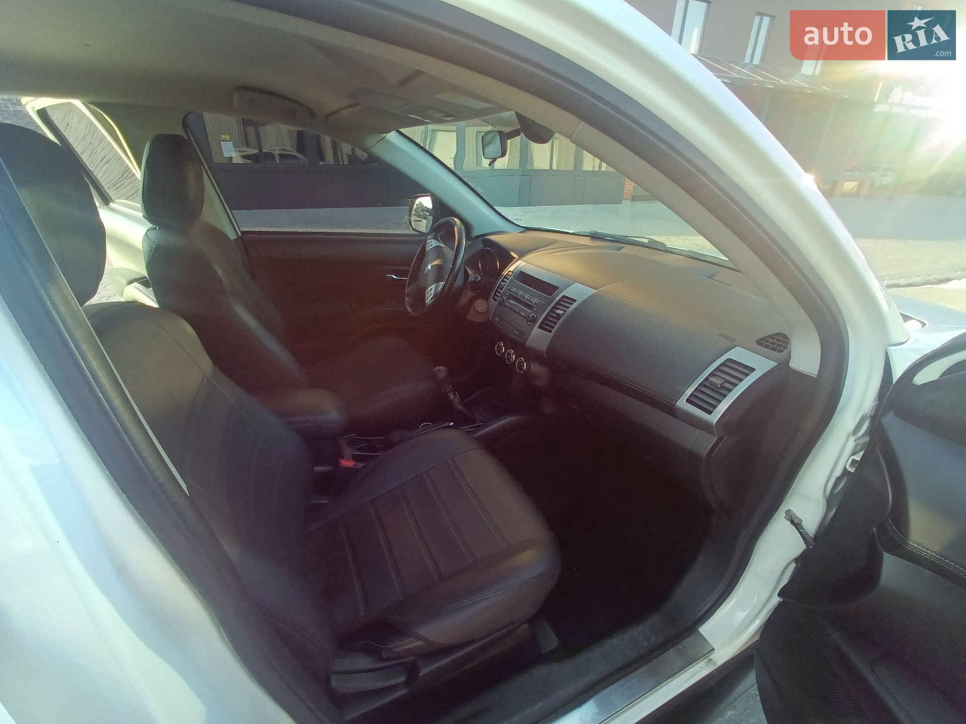Peugeot 4007 2012 VIN VF3VV4HK8CU803434 фото оголошення 25 з 38