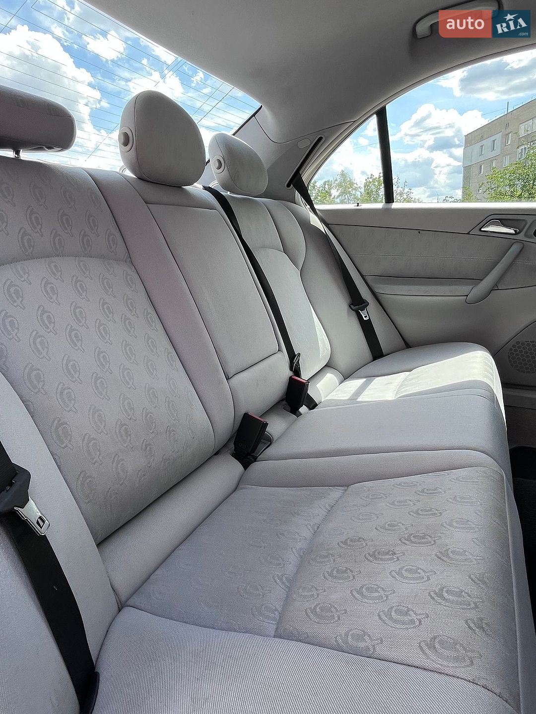 Mercedes-Benz C-Class 2003 VIN WDB2030421A514332 фото оголошення 13 з 28