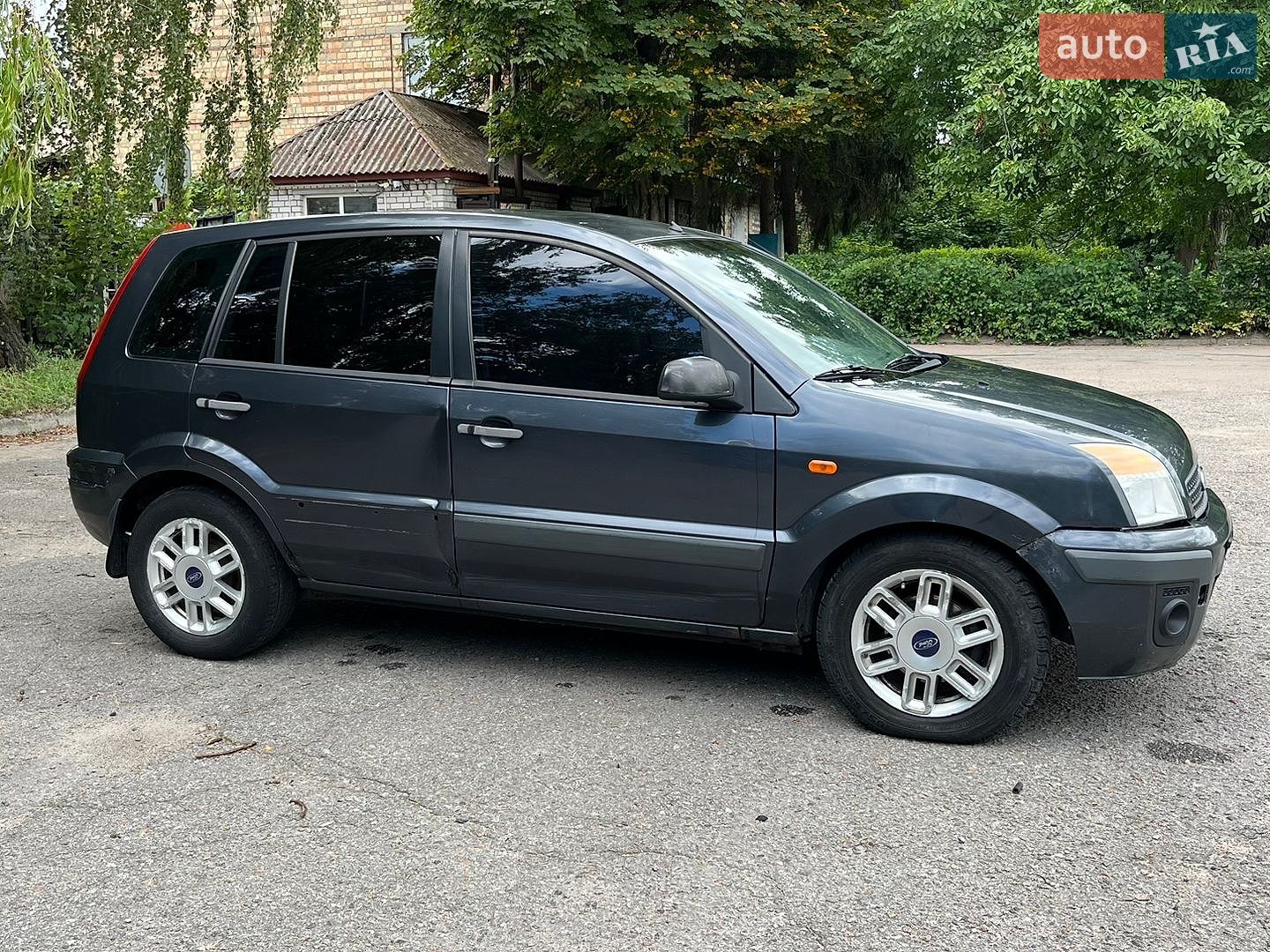 Ford Fusion 2008 VIN WF0UXXGAJU8K88962 фото оголошення 9 з 18