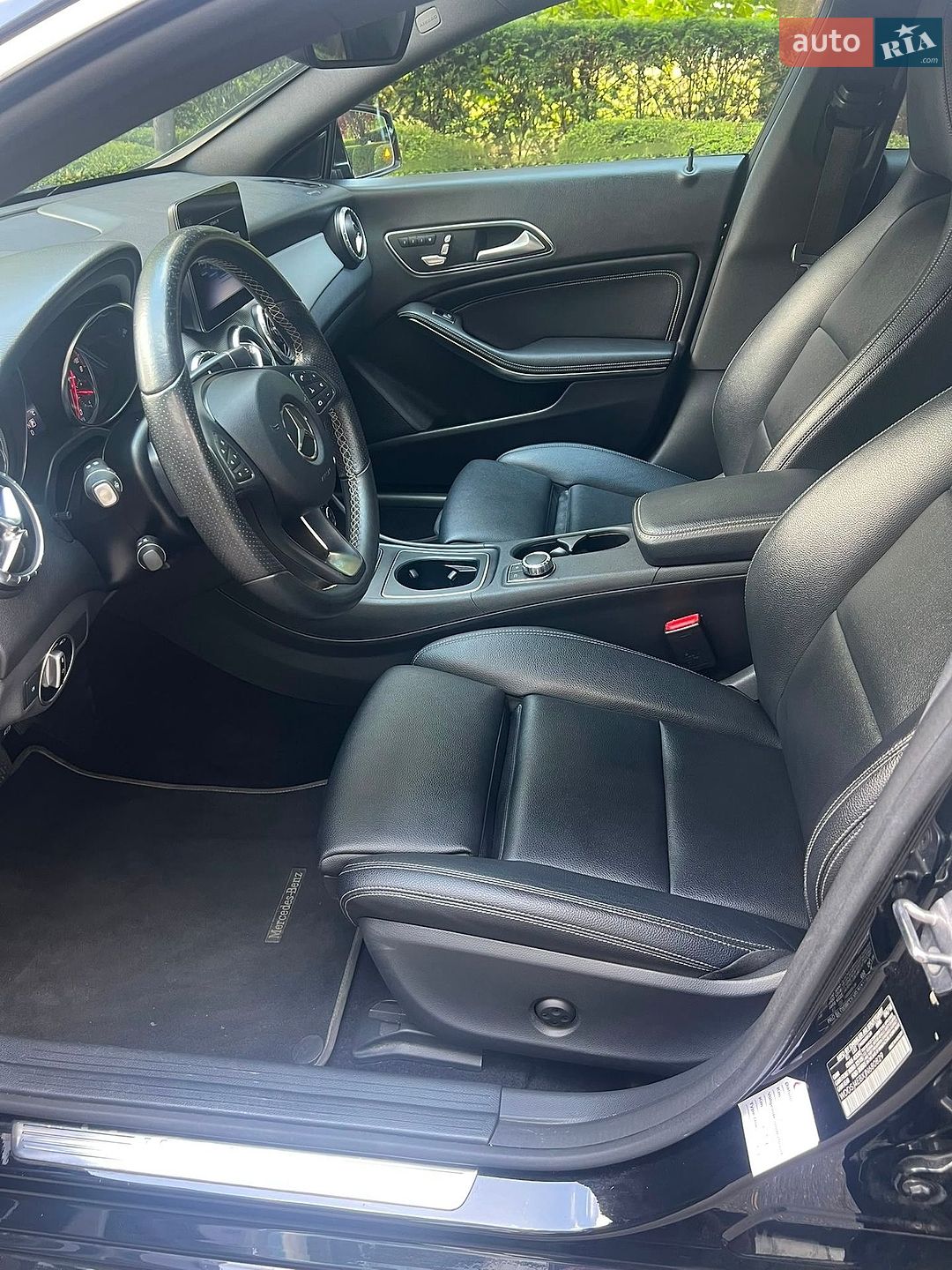 Mercedes-Benz CLA-Class 2018 VIN WDDSJ4EBXJN680829 фото оголошення 9 з 16