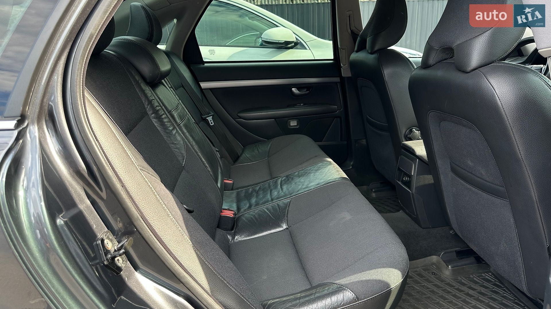 Volvo S80 2005 VIN YV1TS614961431571 фото оголошення 64 з 125