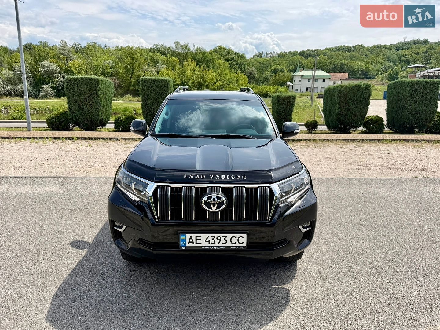 Toyota Land Cruiser Prado 2019 VIN JTEBU3FJ90K171473 фото оголошення 19 з 44