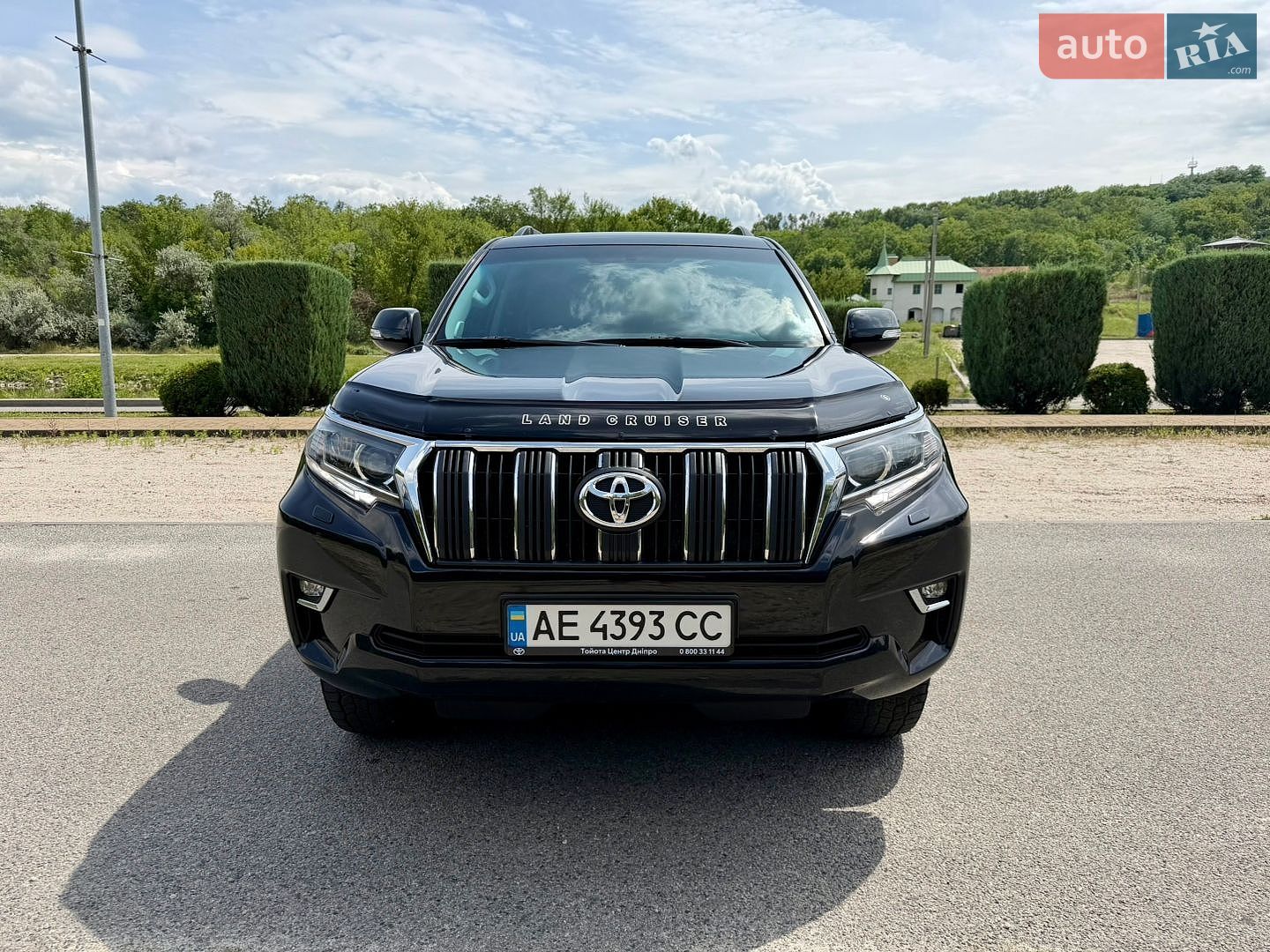Toyota Land Cruiser Prado 2019 VIN JTEBU3FJ90K171473 фото оголошення 18 з 44