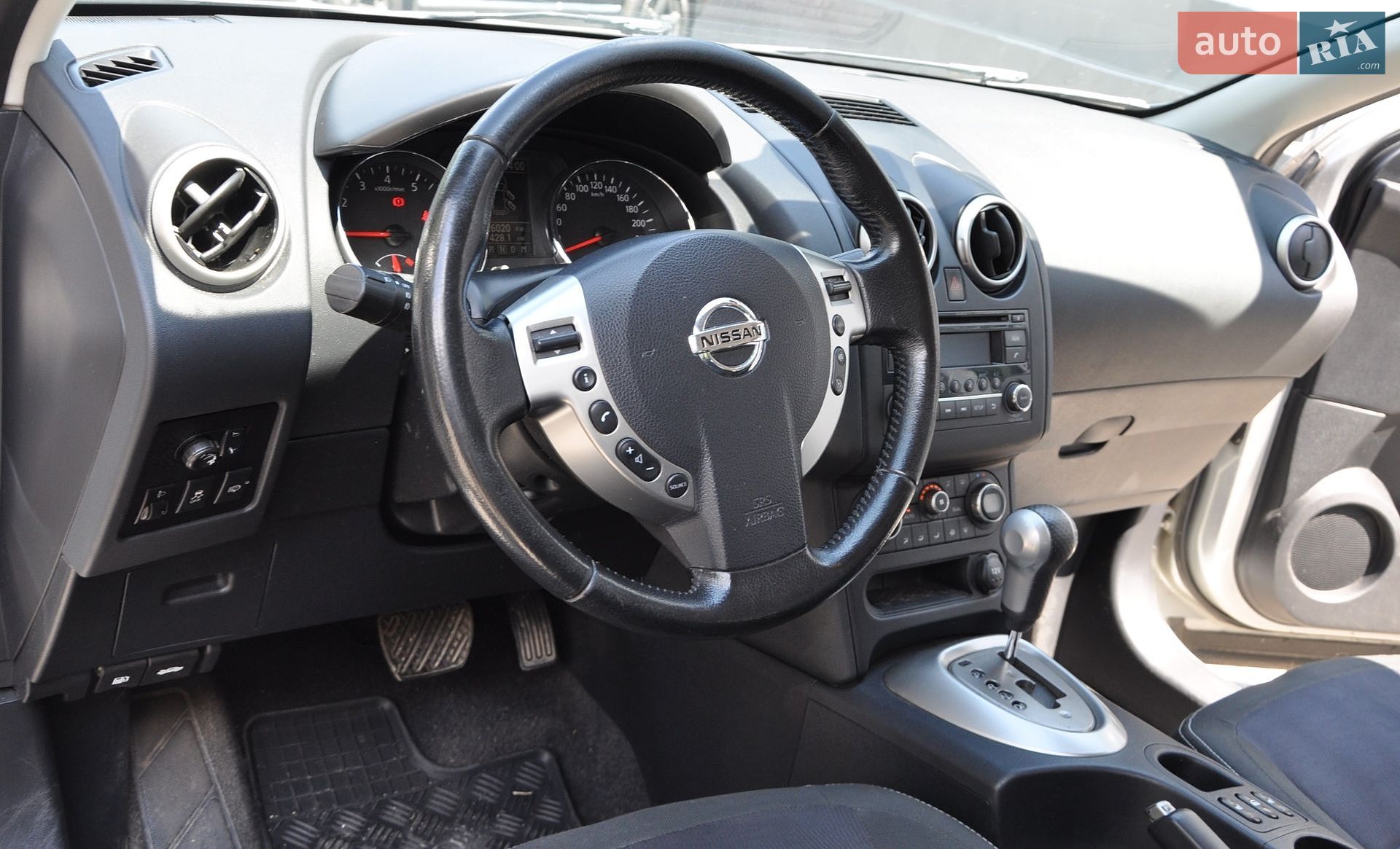 Nissan Qashqai 2013 VIN SJNFBAJ10U2769739 фото оголошення 30 з 58