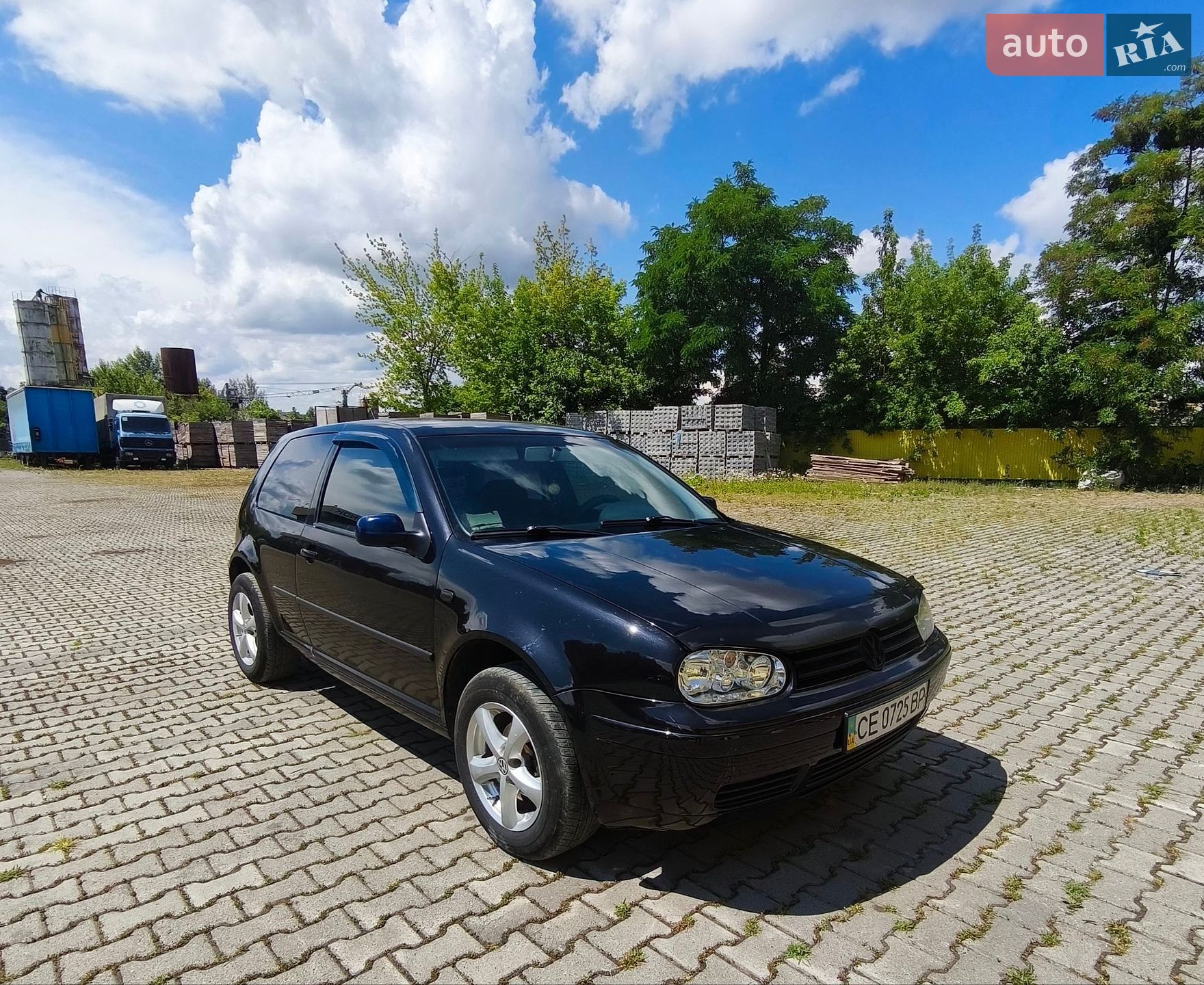 Volkswagen Golf 2000 VIN WVWZZZ1JZ1P150007 фото оголошення 2 з 8