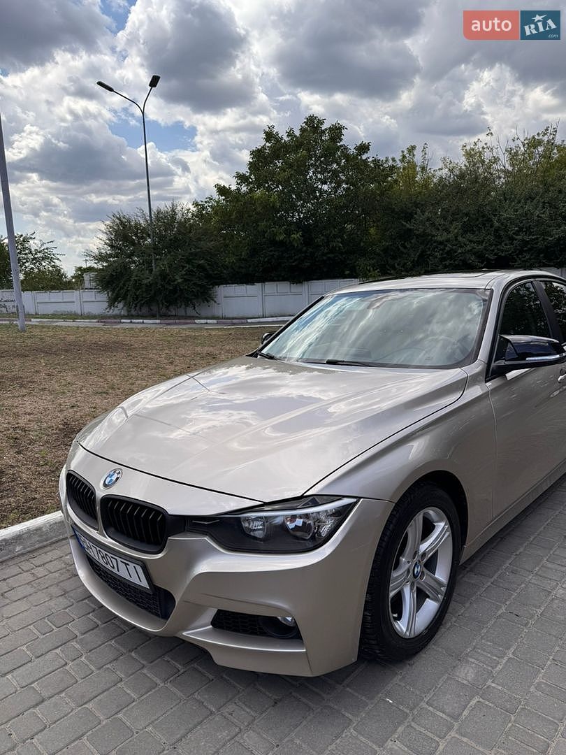 BMW 3 Series 2013 VIN WBA3C1C5XDF443550 фото оголошення 3 з 25