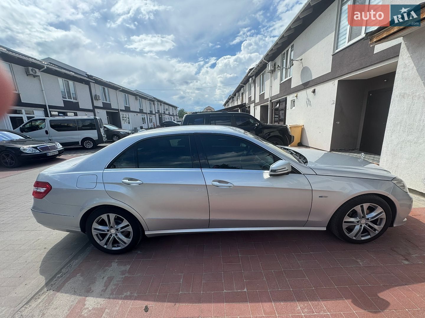 Mercedes-Benz E-Class 2012 VIN WDD2120821A584467 фото оголошення 2 з 6