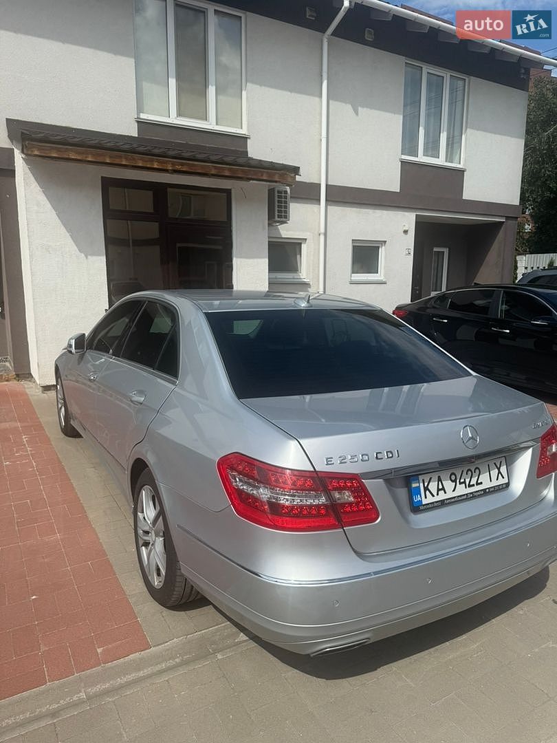 Mercedes-Benz E-Class 2012 VIN WDD2120821A584467 фото оголошення 3 з 6