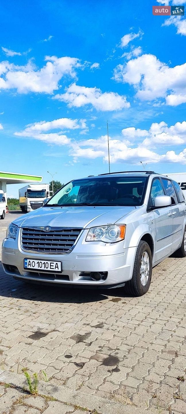 Chrysler Grand Voyager 2008 VIN 1A8HSH4539B503629 фото оголошення 8 з 9