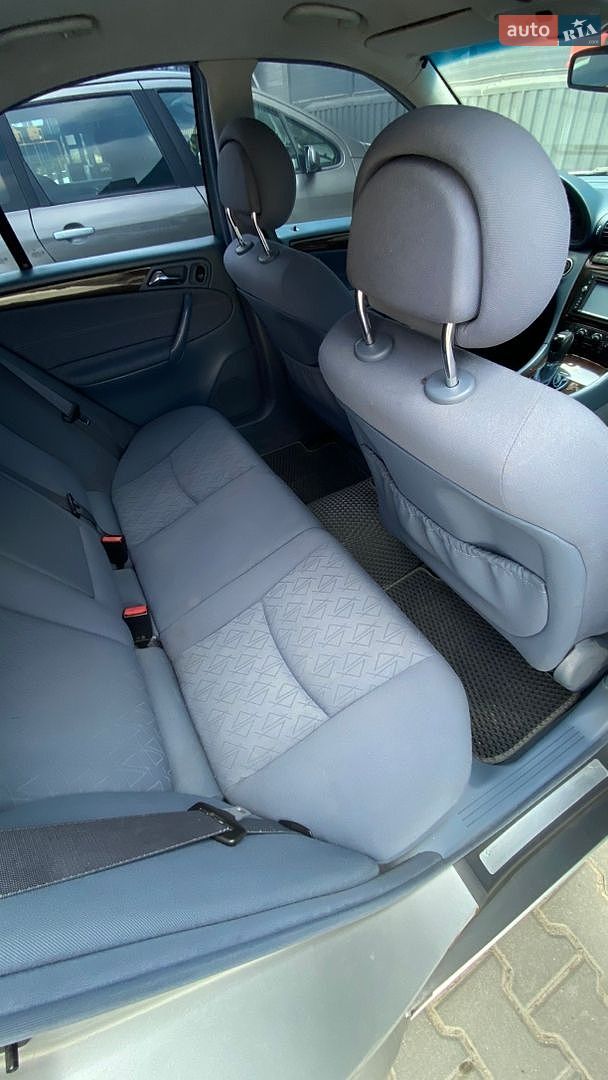 Mercedes-Benz C-Class 2001 VIN WDB2030451A286807 фото оголошення 5 з 9