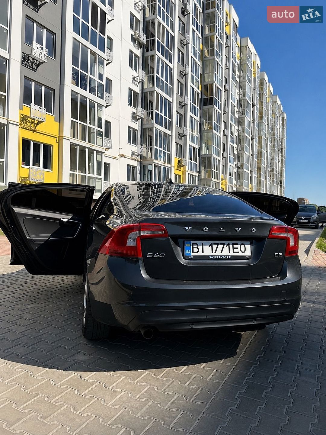 Volvo S60 2014 VIN YV1FS848BE2304306 фото оголошення 6 з 10