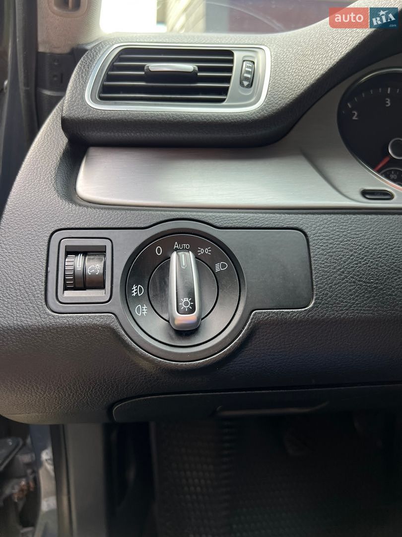 Volkswagen Passat 2012 VIN WVWZZZ3CZCE188128 фото оголошення 17 з 29