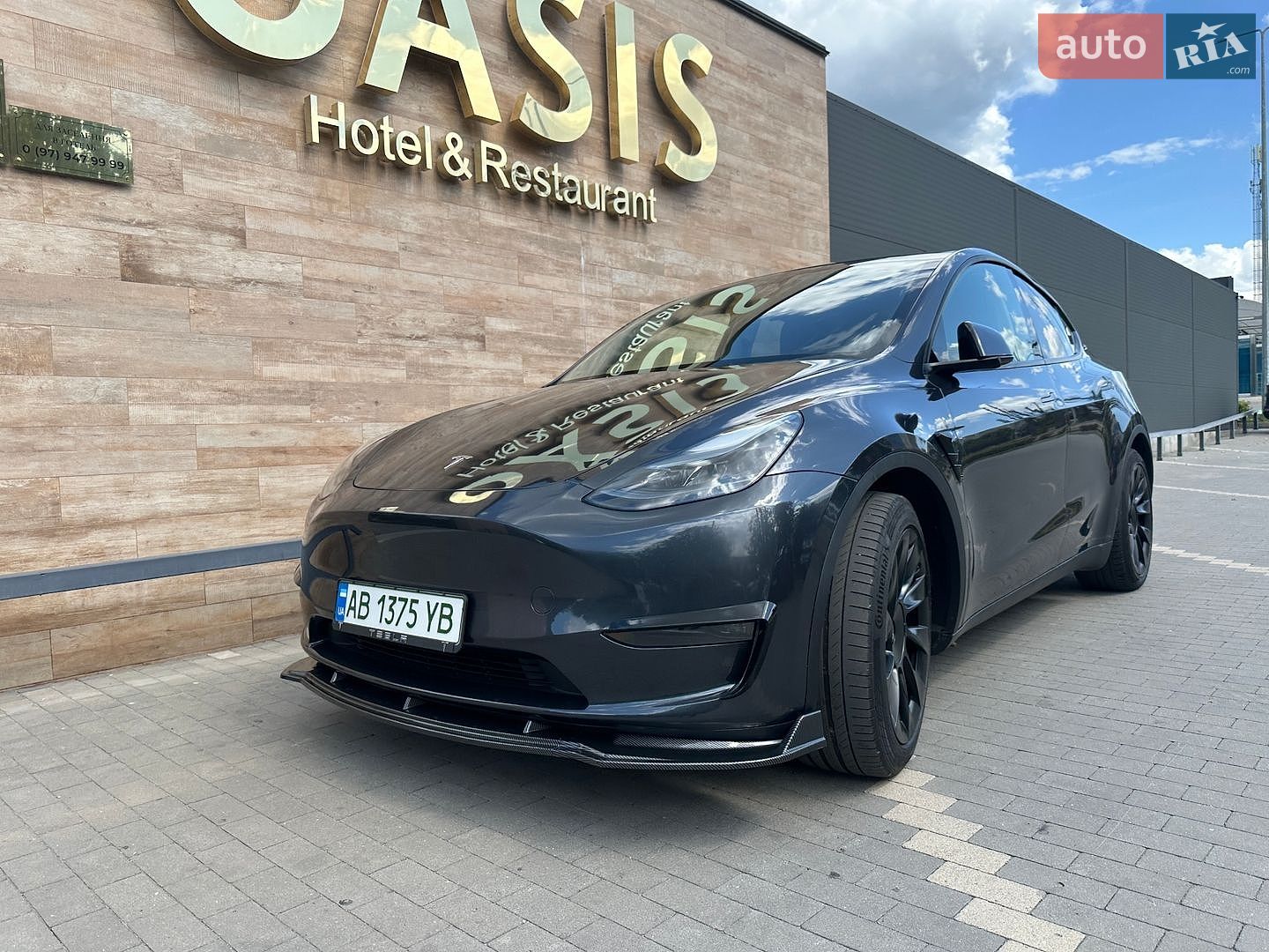 Tesla Model Y 2024 VIN 7SAYGDEE6RA251193 фото оголошення 2 з 54
