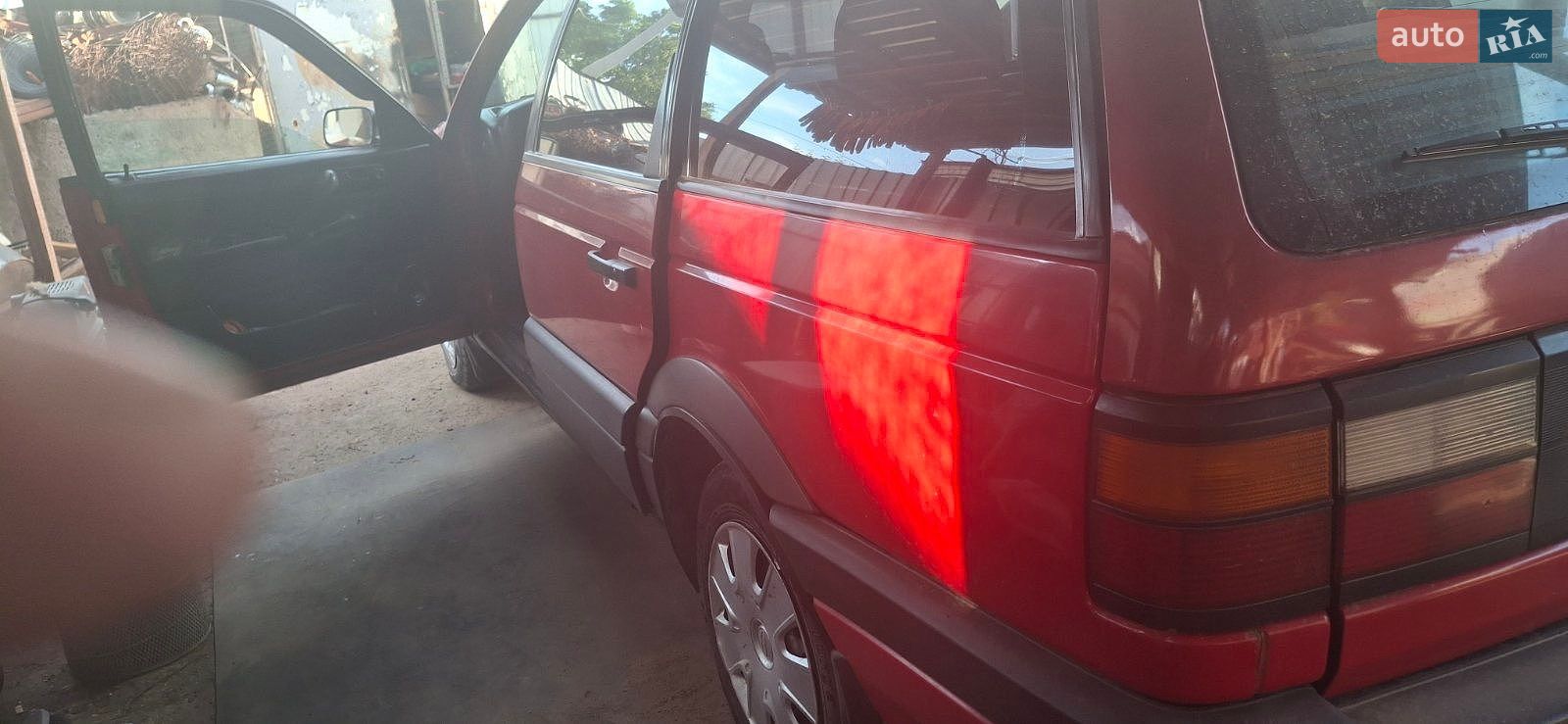 Volkswagen Passat 1991 VIN WVWZZZ3BZ4E035258 фото оголошення 2 з 7