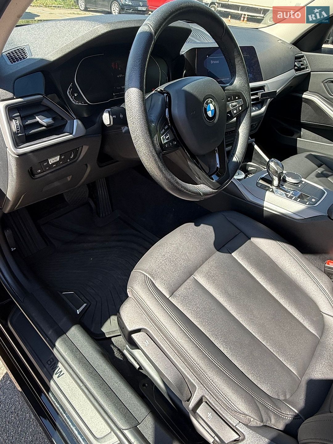BMW 3 Series 2020 VIN WBA5P31080FK32051 фото оголошення 6 з 15